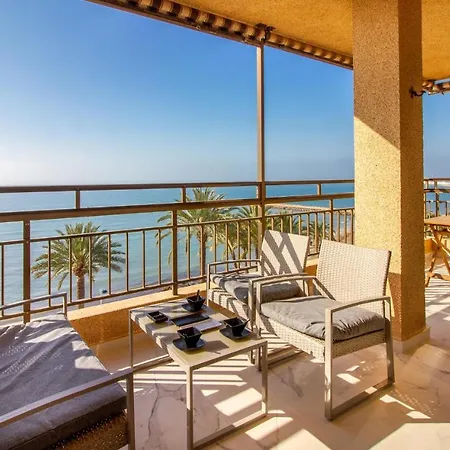 4 Bedroom Lovely Apartment In Santa Pola Extérieur photo