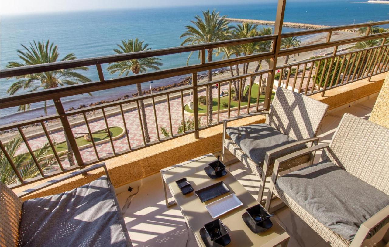 4 Bedroom Lovely In Santa Pola